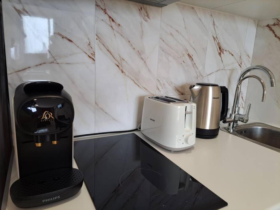 Cozy Studio With Sea View Apartment Benidorm Luaran gambar