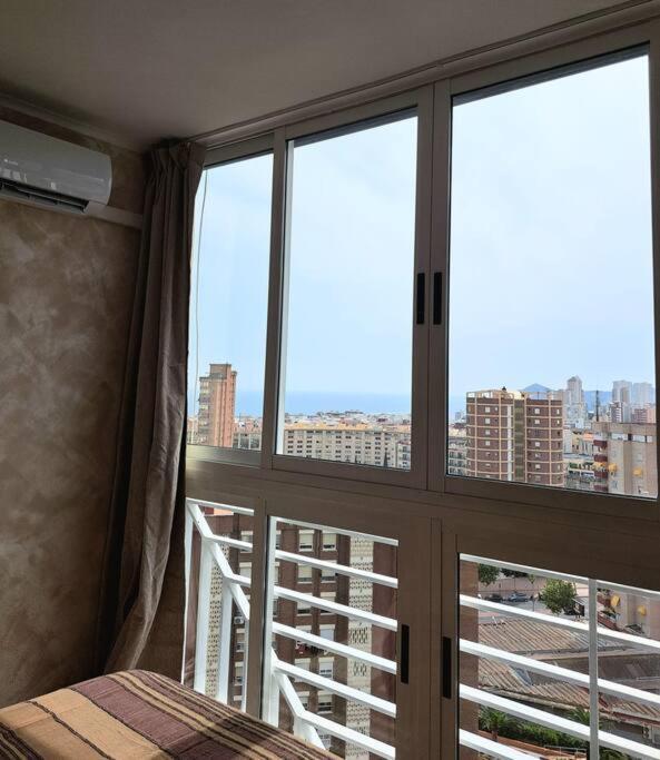 Cozy Studio With Sea View Apartment Benidorm Luaran gambar